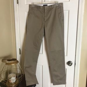 Banana Republic Men's Aiden Slim Fit Chino 34x33